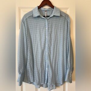 Free People Lightweight Button up Long Sleeve Blouse Light Blue Size XS